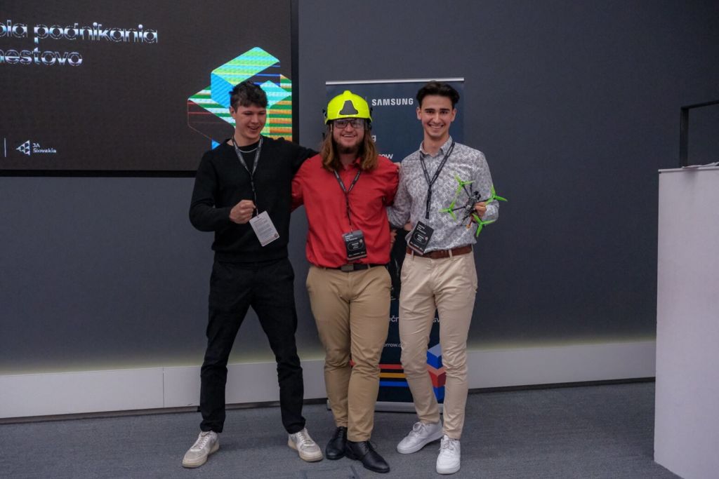 Nadané studenty často objeví až praktické programy